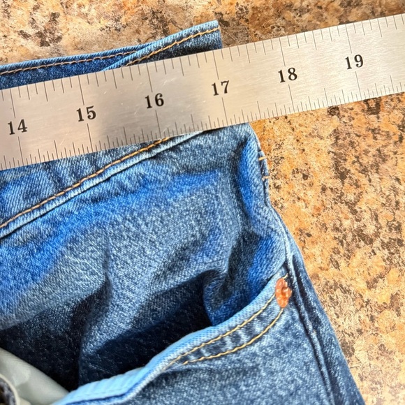 Levi’s Premium Men’s 511 Jeans Tag Size 34x32 Straight Leg Capital E On Red Tag - Picture 8 of 15